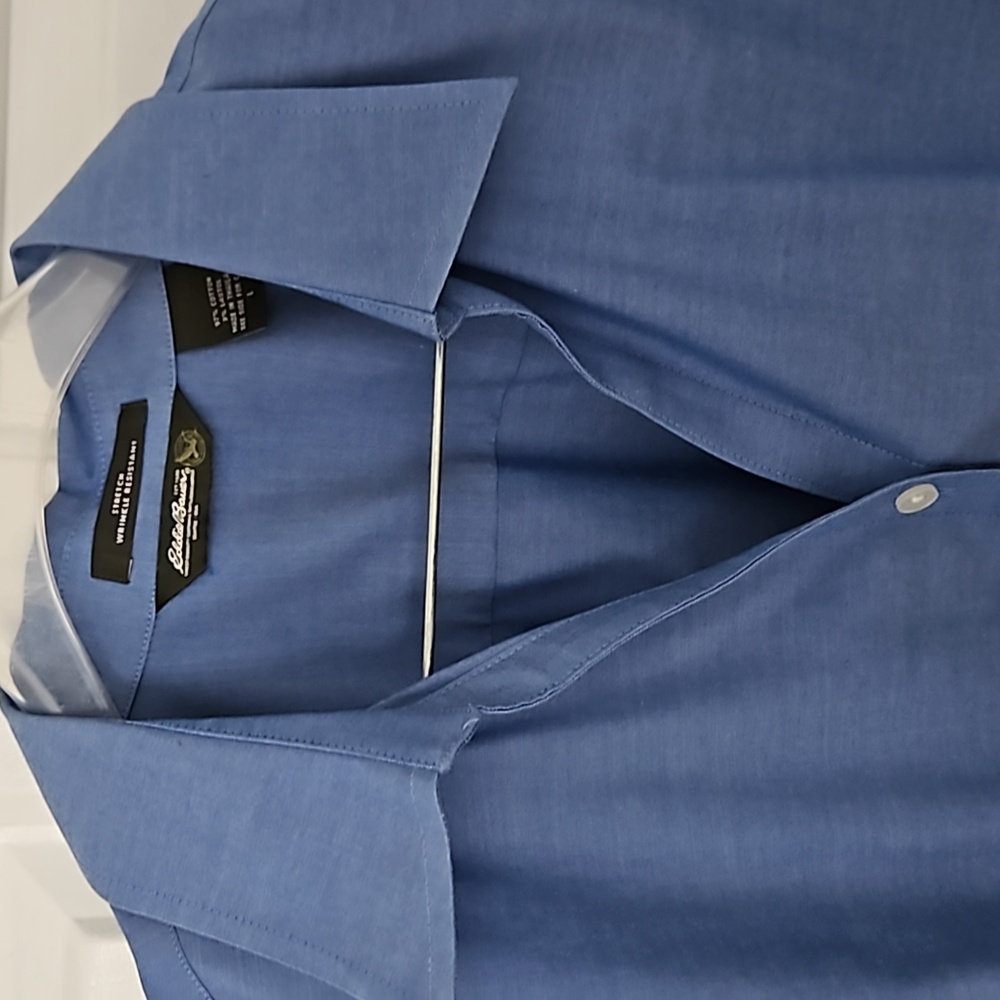 EDDIE BAUER Blouse Buttondown 3/4 Length Sleeves Wrinkle Resistent Blue …